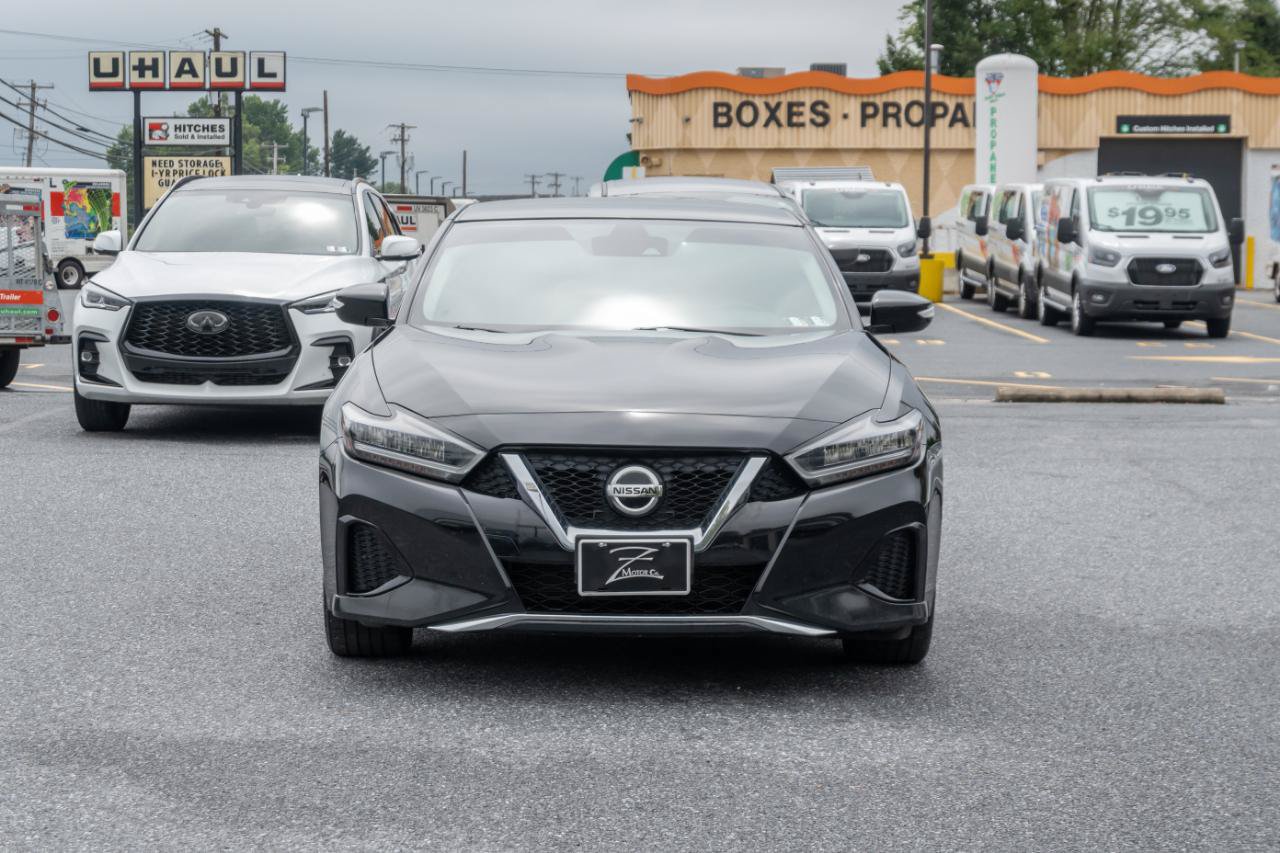 Used 2022 Nissan Maxima SV w/ Floor Mat Group FWD image 5