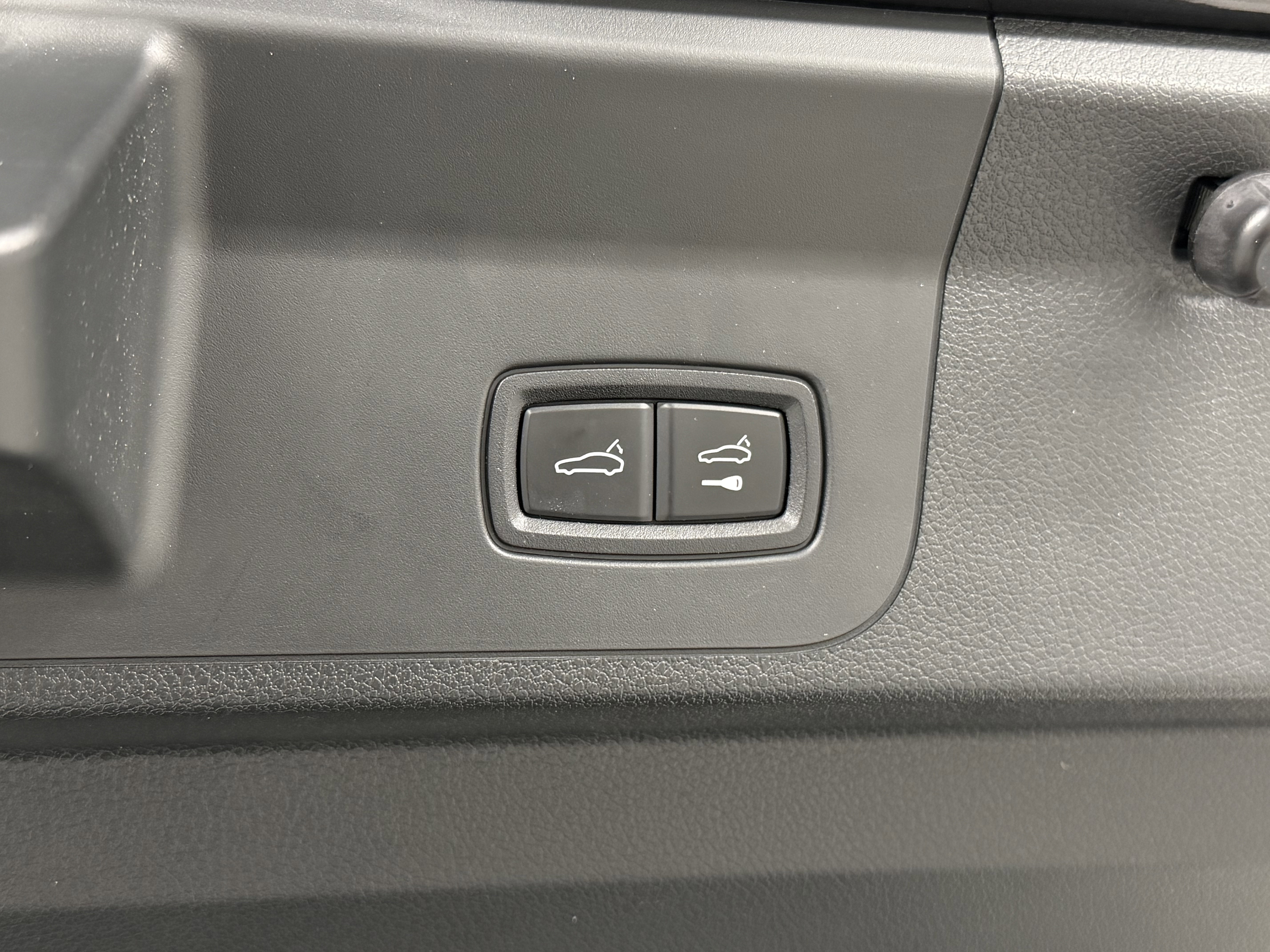 Certified 2023 Porsche Panamera 4 image 63