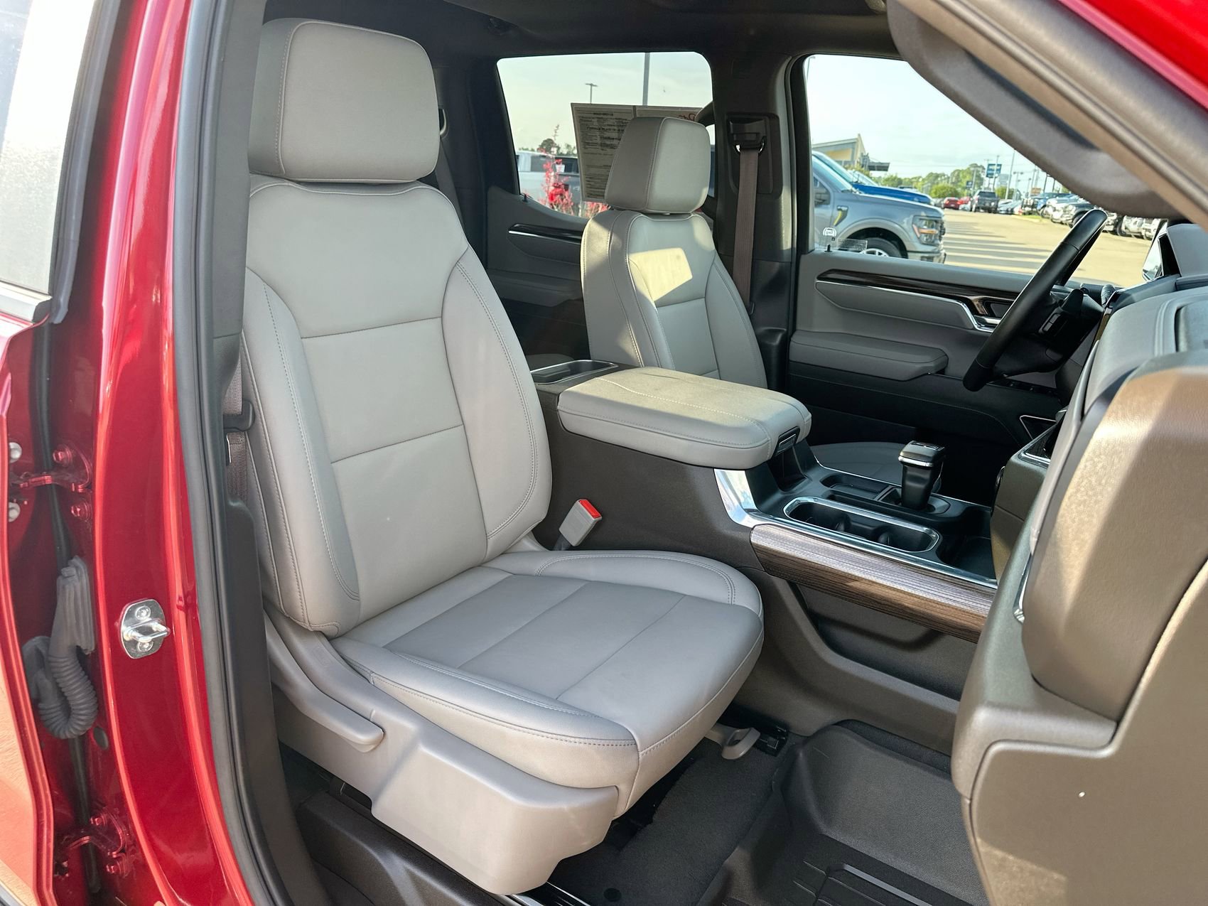 Used 2024 Chevrolet Silverado 1500 RST AWD/4WD image 26