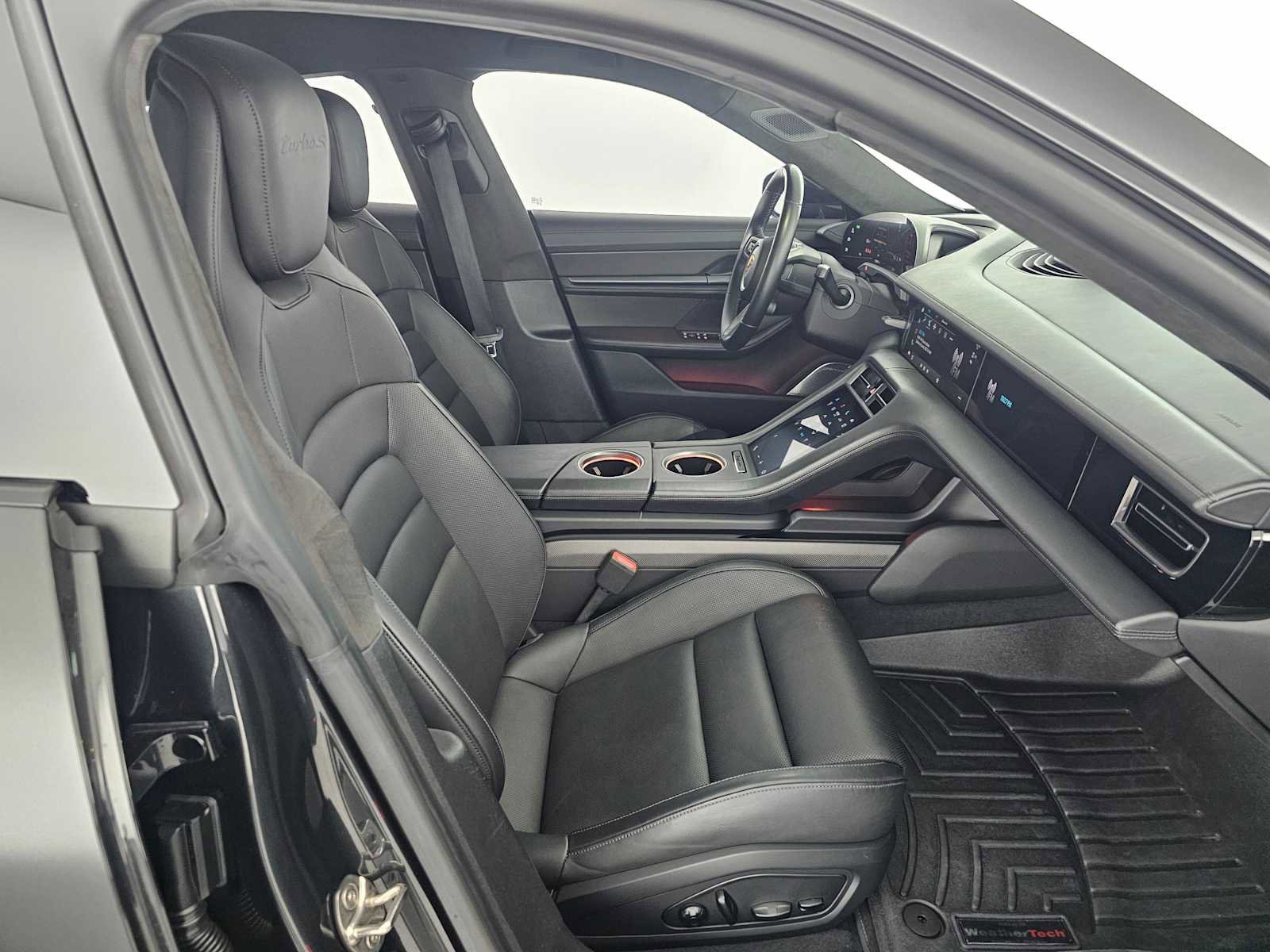 Used 2021 Porsche Taycan Turbo S w/ Premium Package image 10
