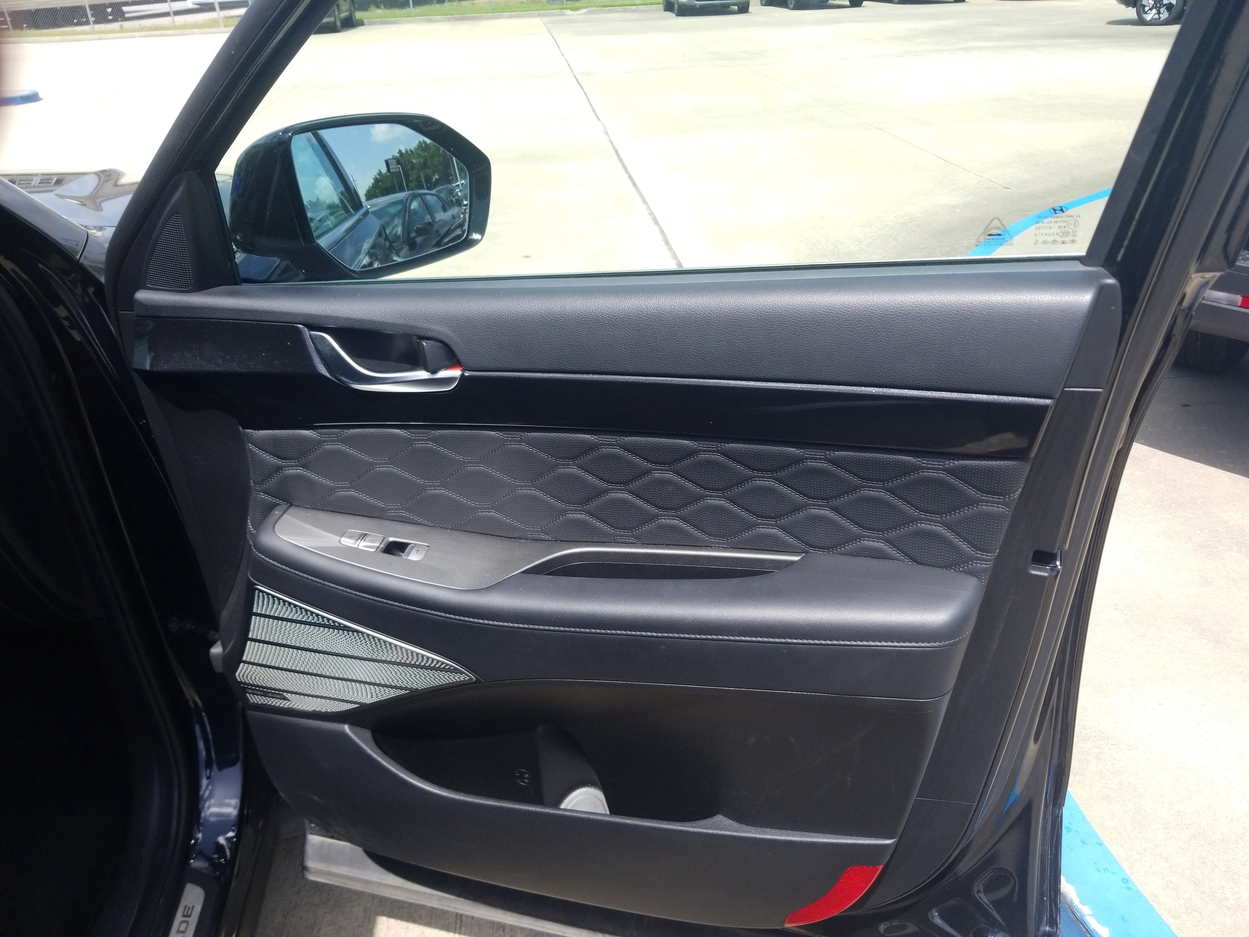 Used 2022 Hyundai Palisade Calligraphy image 16