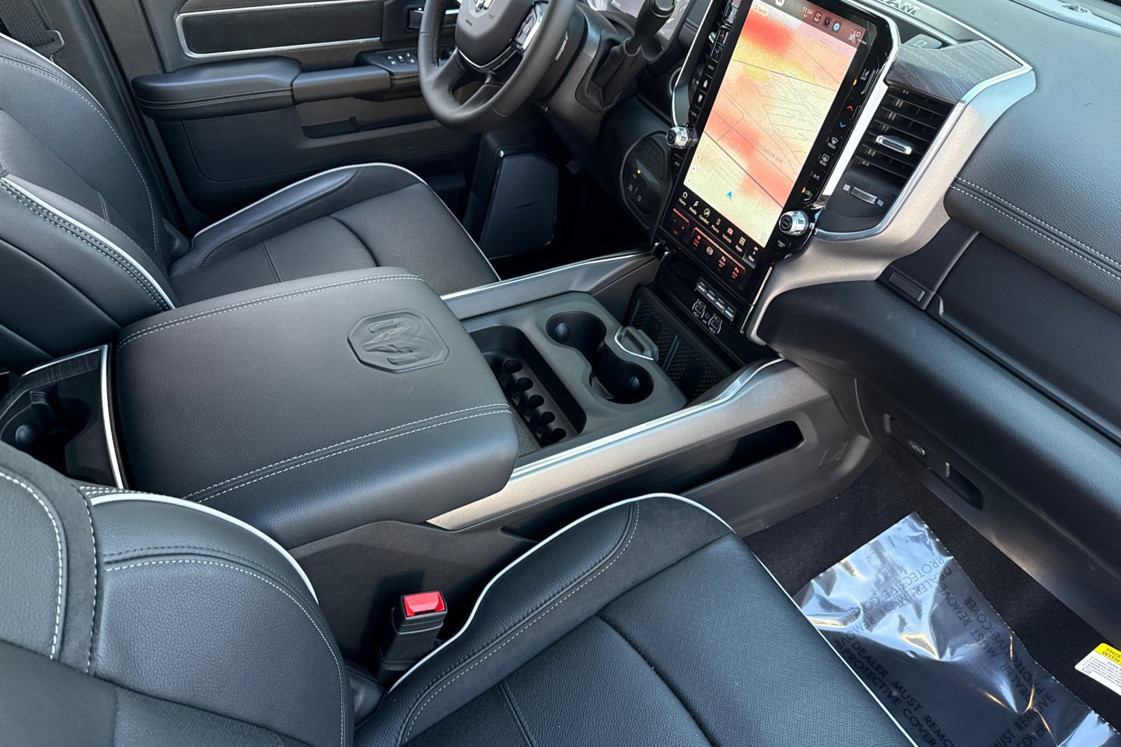 New 2026 RAM 3500 Laramie AWD/4WD image 15