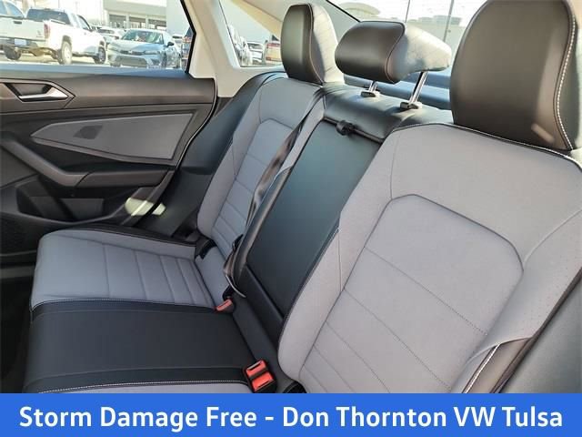 New 2026 Volkswagen Jetta SE FWD image 13