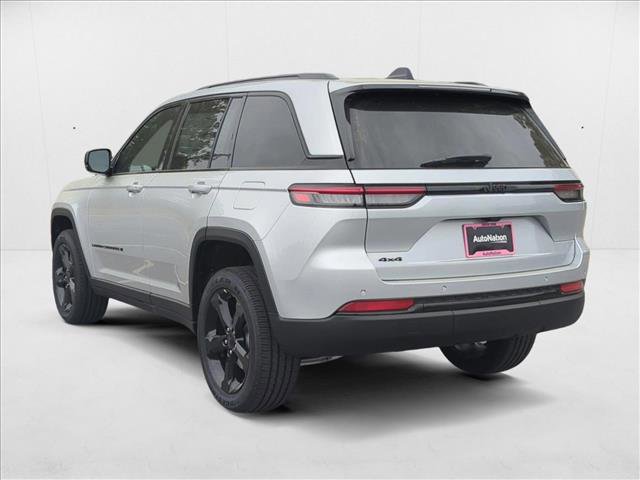 New 2025 Jeep Grand Cherokee Altitude image 2