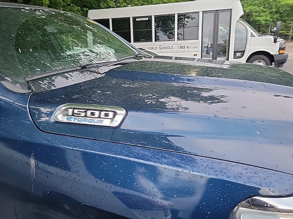Used 2022 RAM 1500 Big Horn AWD/4WD image 6
