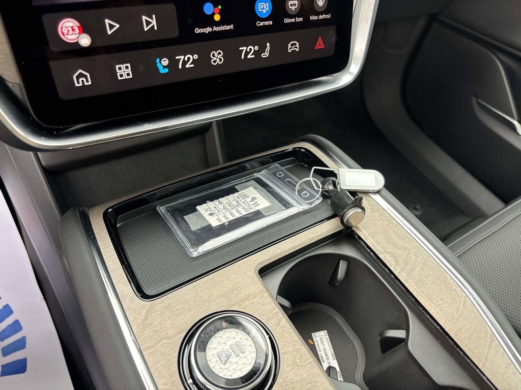 New 2025 Volvo EX90 Ultra w/ Protection Package Premier image 21