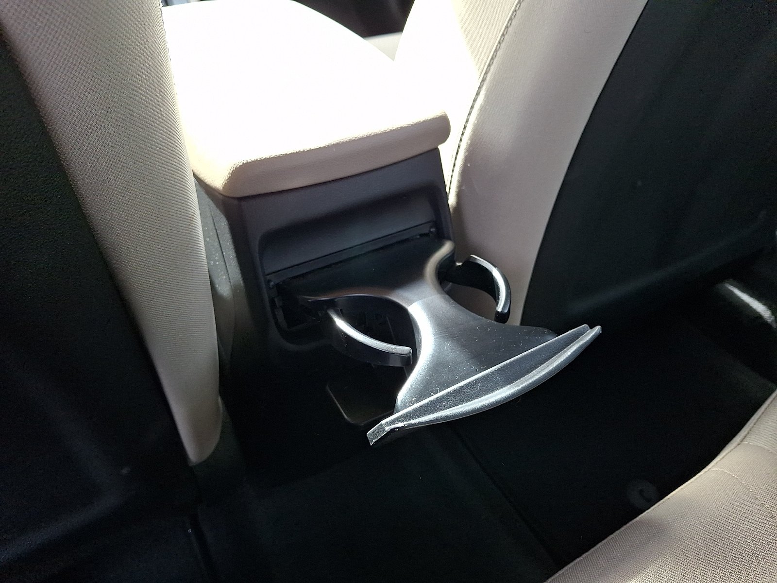 Used 2017 Hyundai Elantra SE FWD image 12
