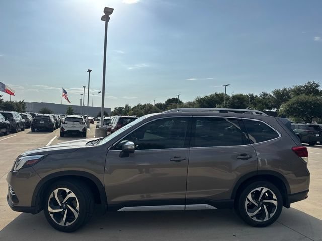 Used 2023 Subaru Forester Touring w/ Popular Package #2 AWD/4WD image 6
