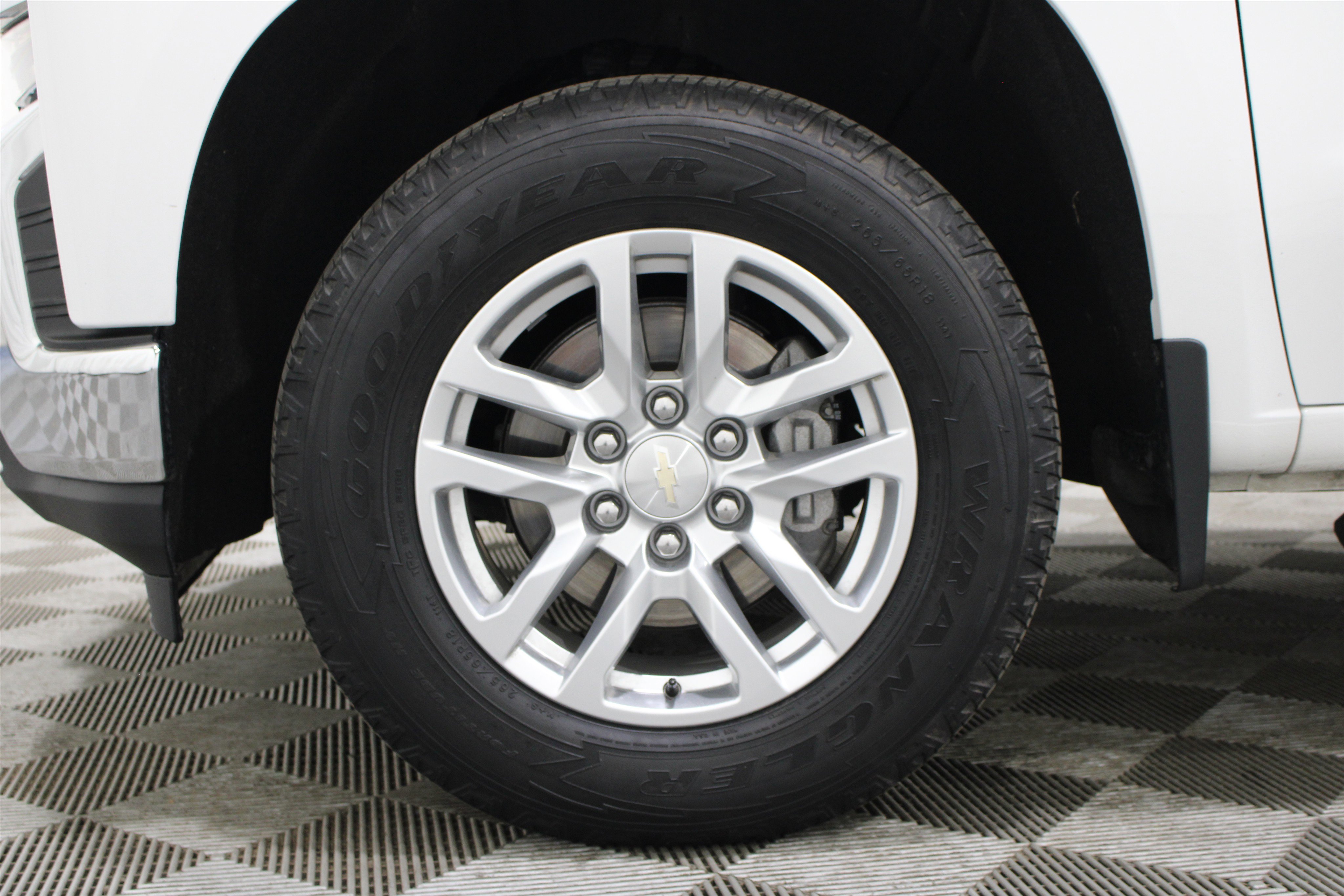 Used 2019 Chevrolet Silverado 1500 LT w/ All-Star Edition image 36