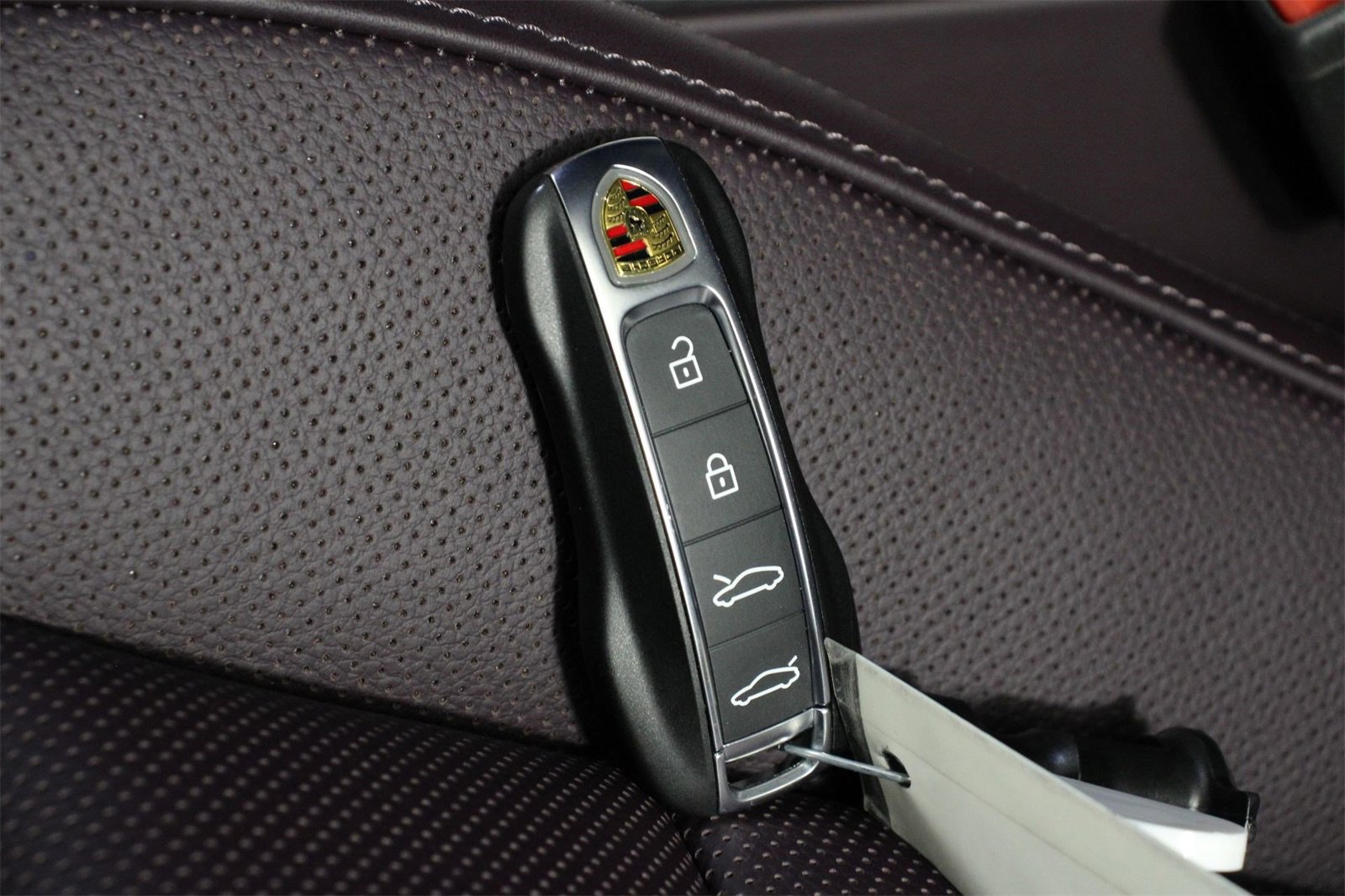 New 2026 Porsche Taycan image 23