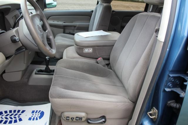 Used 2003 Dodge Ram 2500 Truck SLT image 18