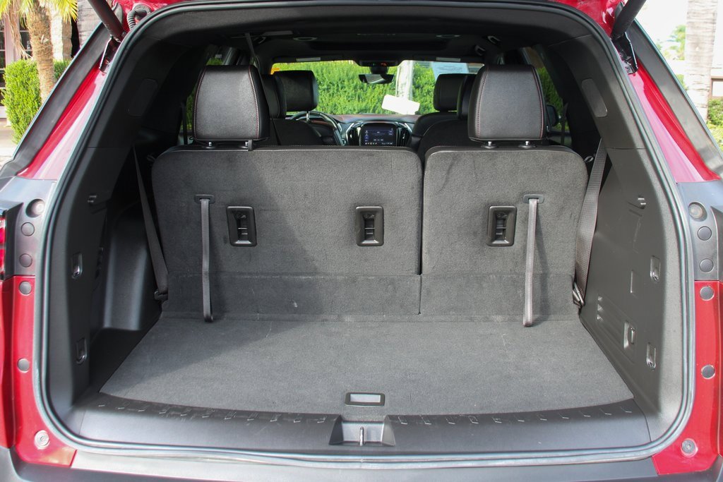 Used 2023 Chevrolet Traverse RS image 8
