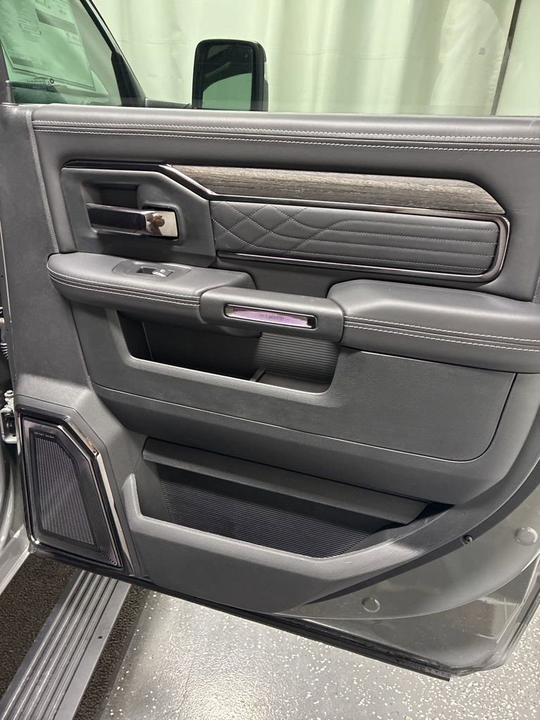 New 2026 RAM 2500 Limited image 29