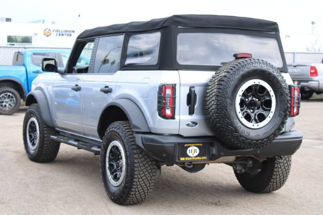 Used 2022 Ford Bronco Badlands AWD/4WD image 3