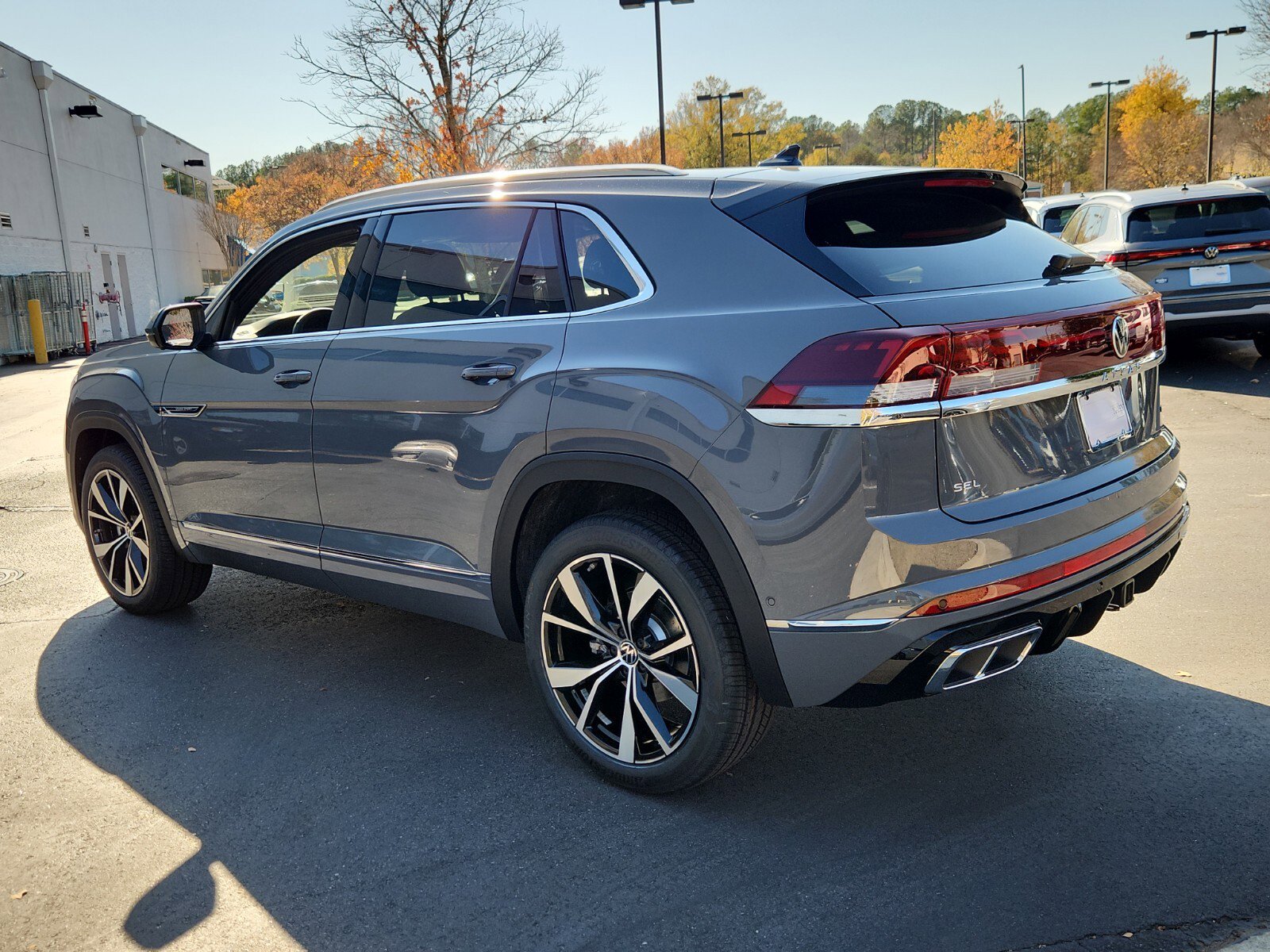 New 2026 Volkswagen Atlas Cross Sport SEL Premium R-Line image 7