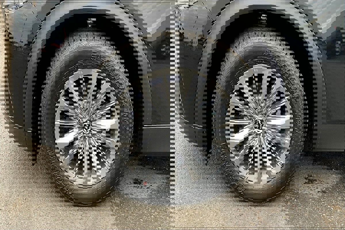 Used 2024 MAZDA CX-90 3.3 Turbo w/ Preferred Plus image 9