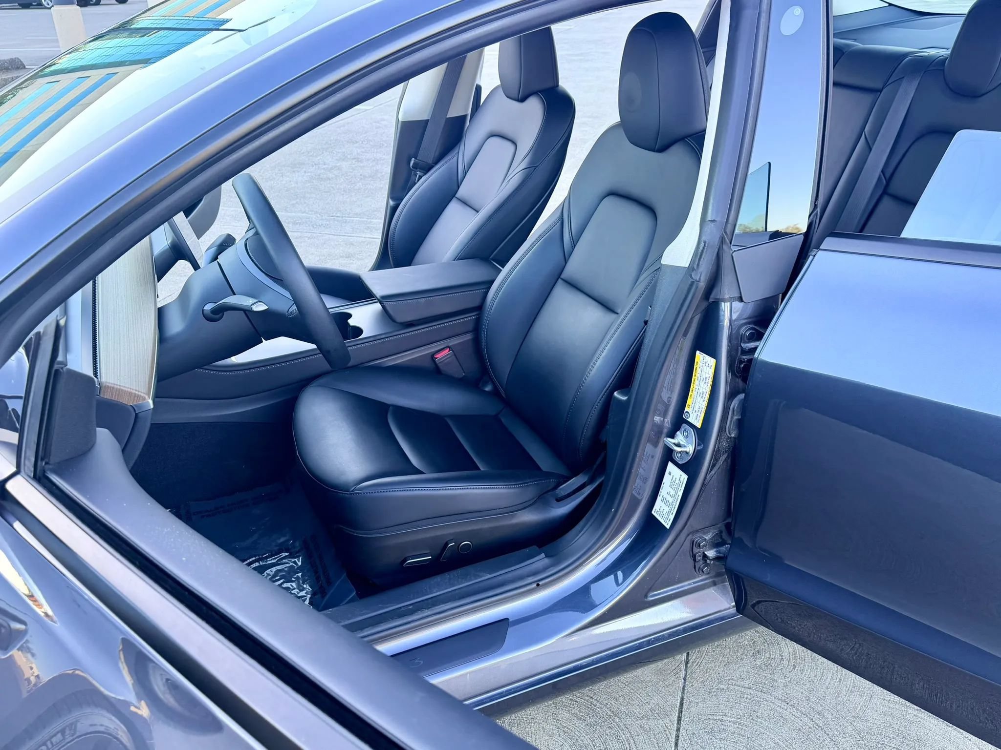 Used 2023 Tesla Model 3 Performance AWD/4WD image 13