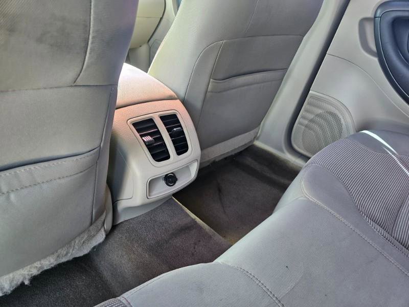 Used 2012 Ford Taurus SEL AWD/4WD image 12