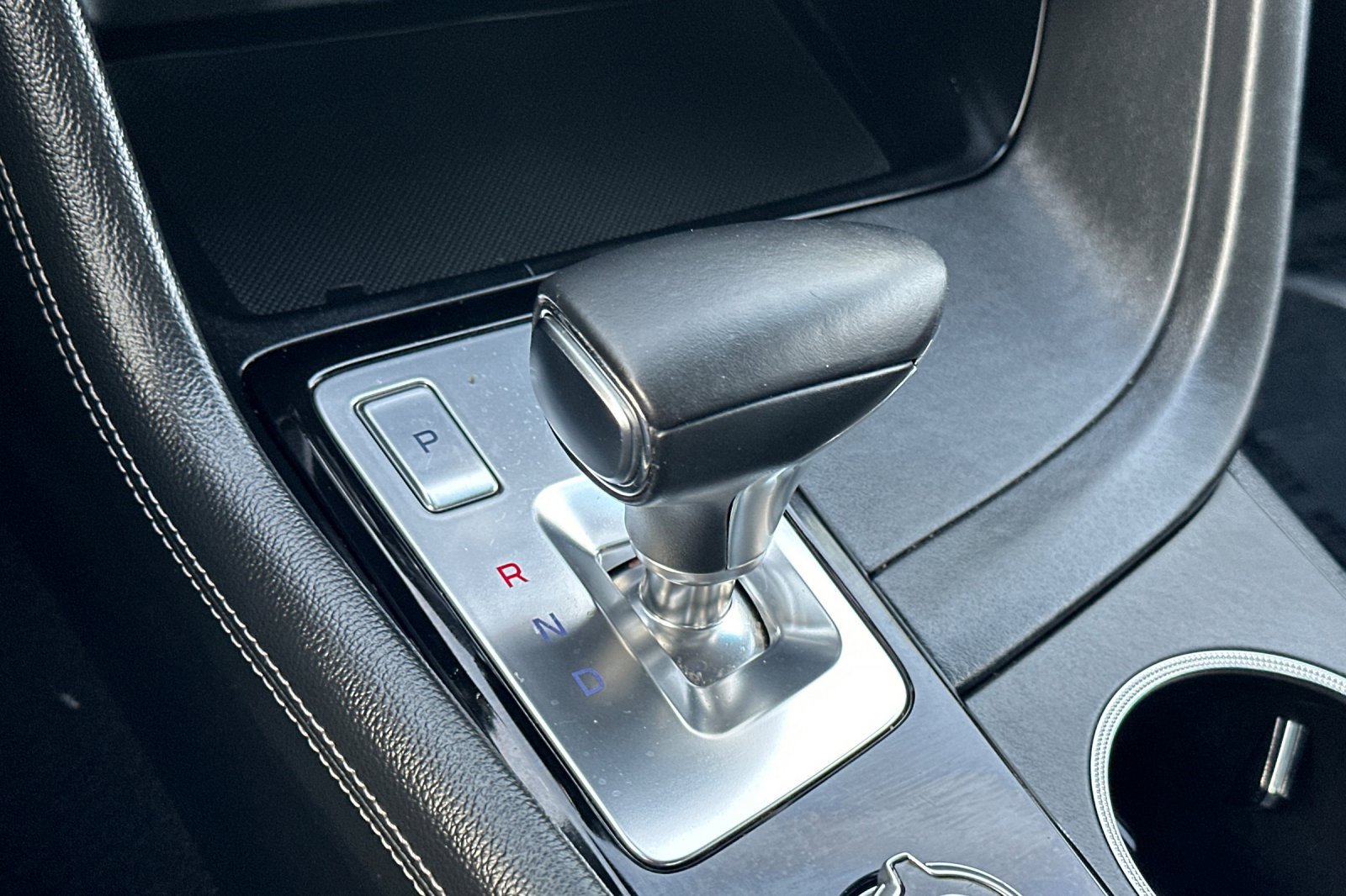 Used 2023 Genesis G70 2.0T image 22