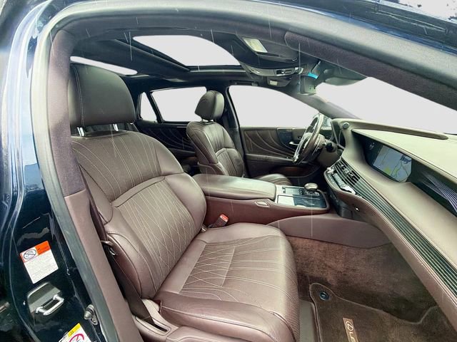 Used 2018 Lexus LS 500 AWD w/ Luxury Package image 26