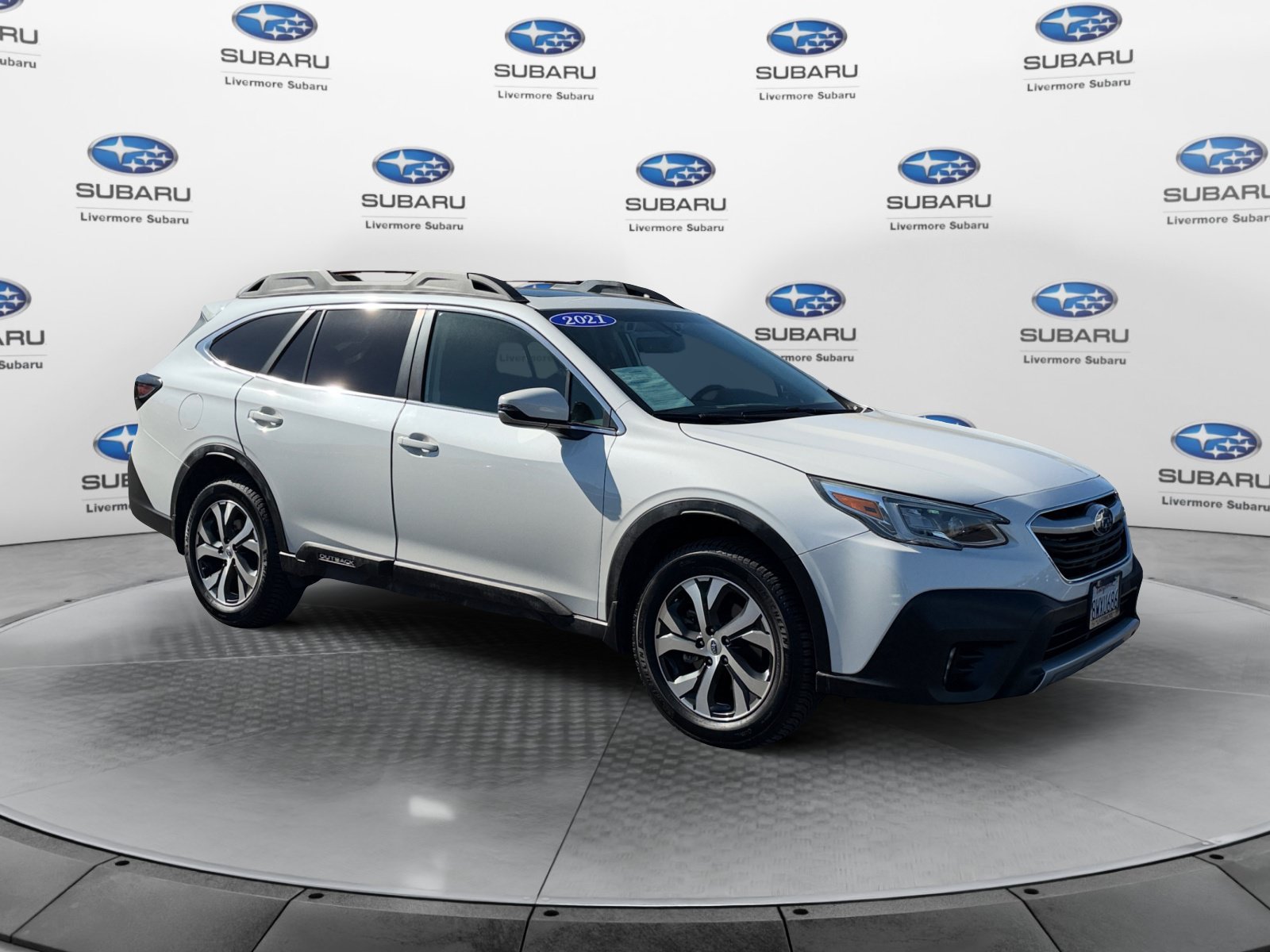 Used 2021 Subaru Outback Limited XT AWD/4WD image 8