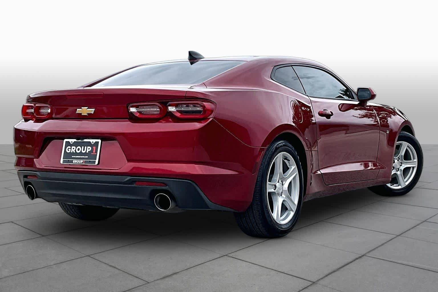 Used 2023 Chevrolet Camaro LT RWD image 13