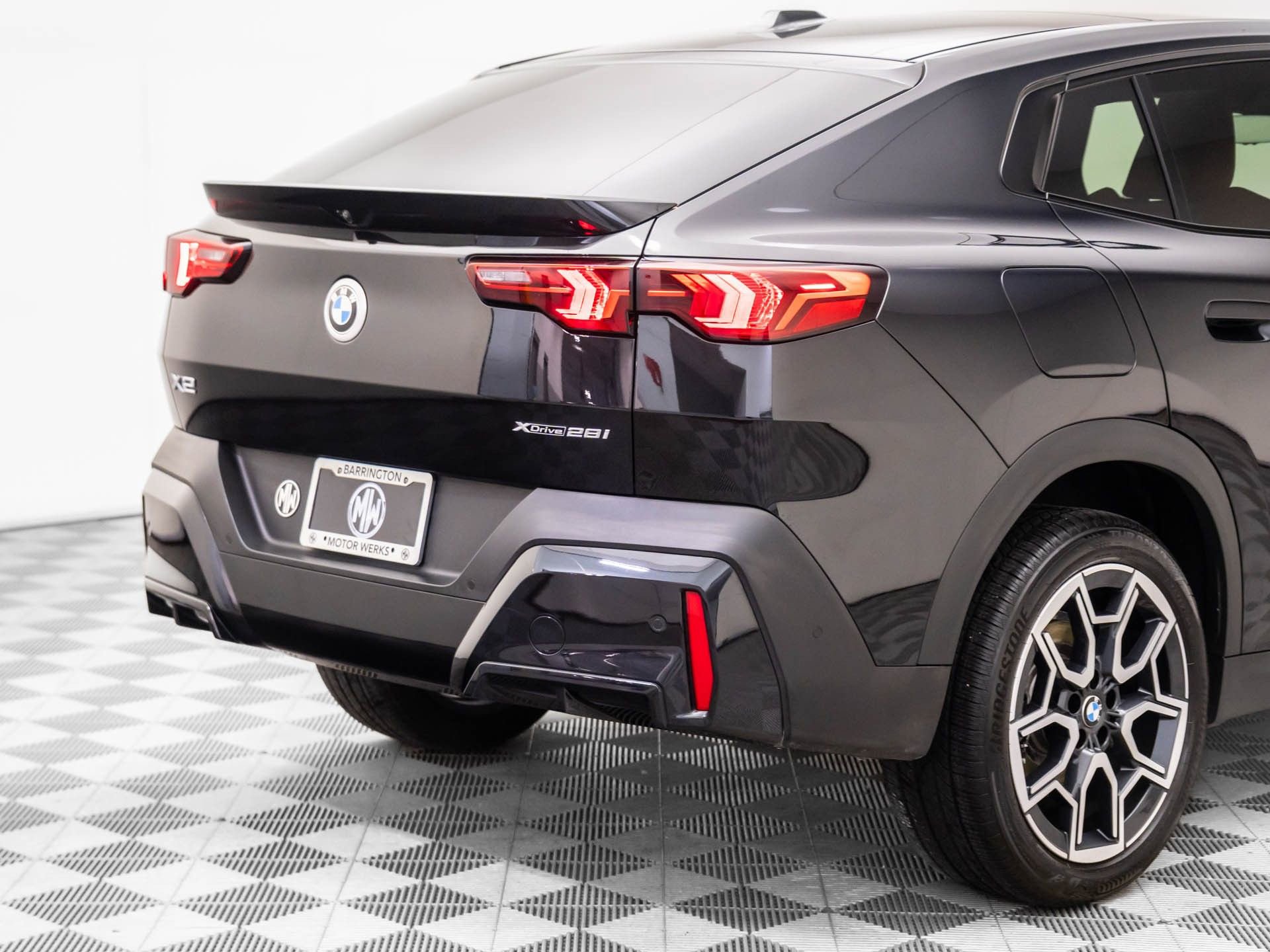 Certified 2025 BMW X2 xDrive28i image 36