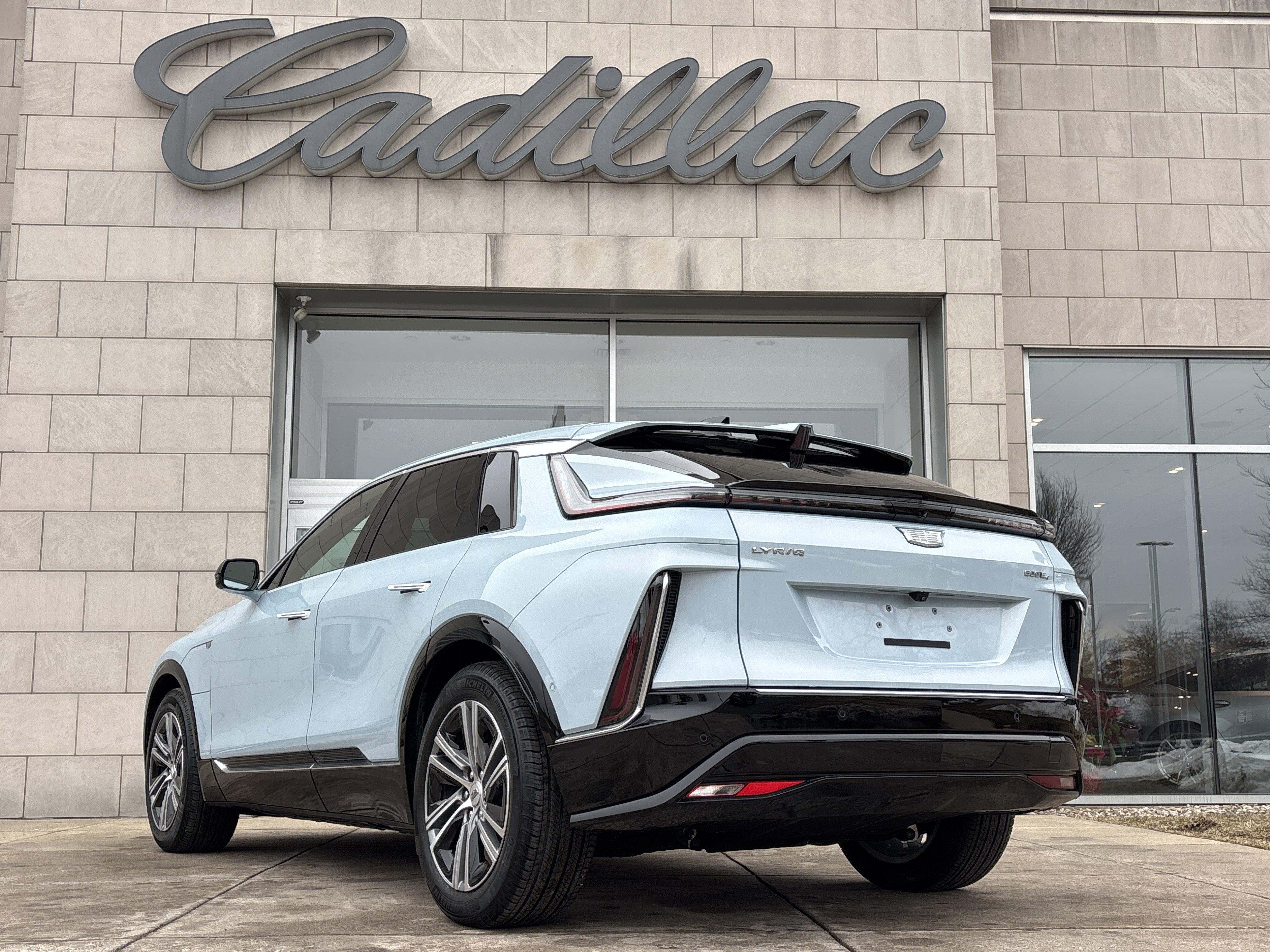 Used 2024 Cadillac Lyriq Luxury w/ Nappa Leather Package image 8