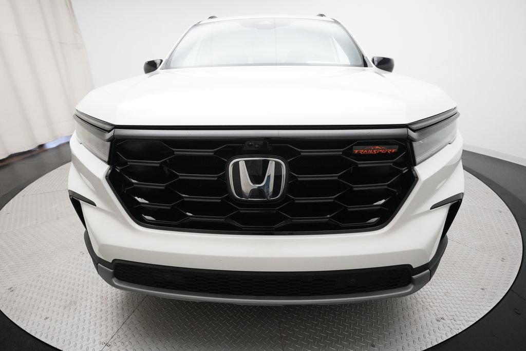 Certified 2025 Honda Pilot TrailSport image 22