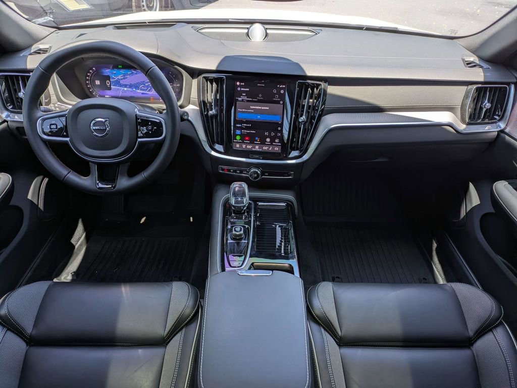 Used 2024 Volvo V60 T8 Polestar image 19