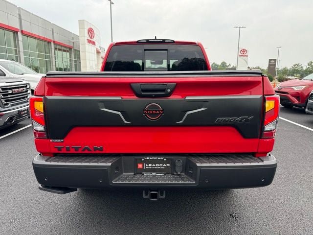 Used 2023 Nissan Titan PRO-4X w/ Pro-4x Convenience Package AWD/4WD image 11