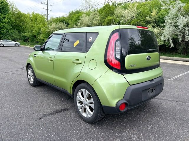 Used 2015 Kia Soul + FWD image 2
