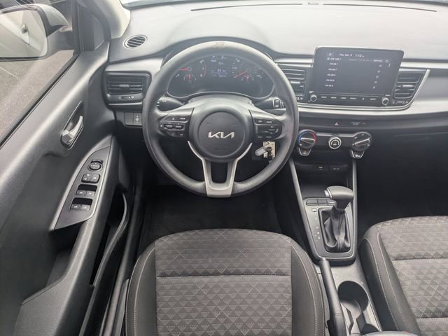 Used 2022 Kia Rio S image 16