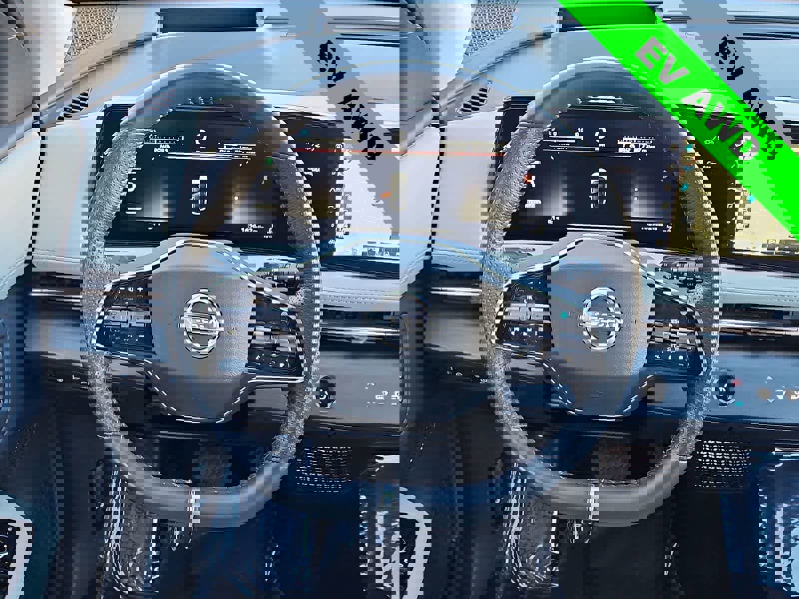 Used 2023 Nissan Ariya AWD image 19