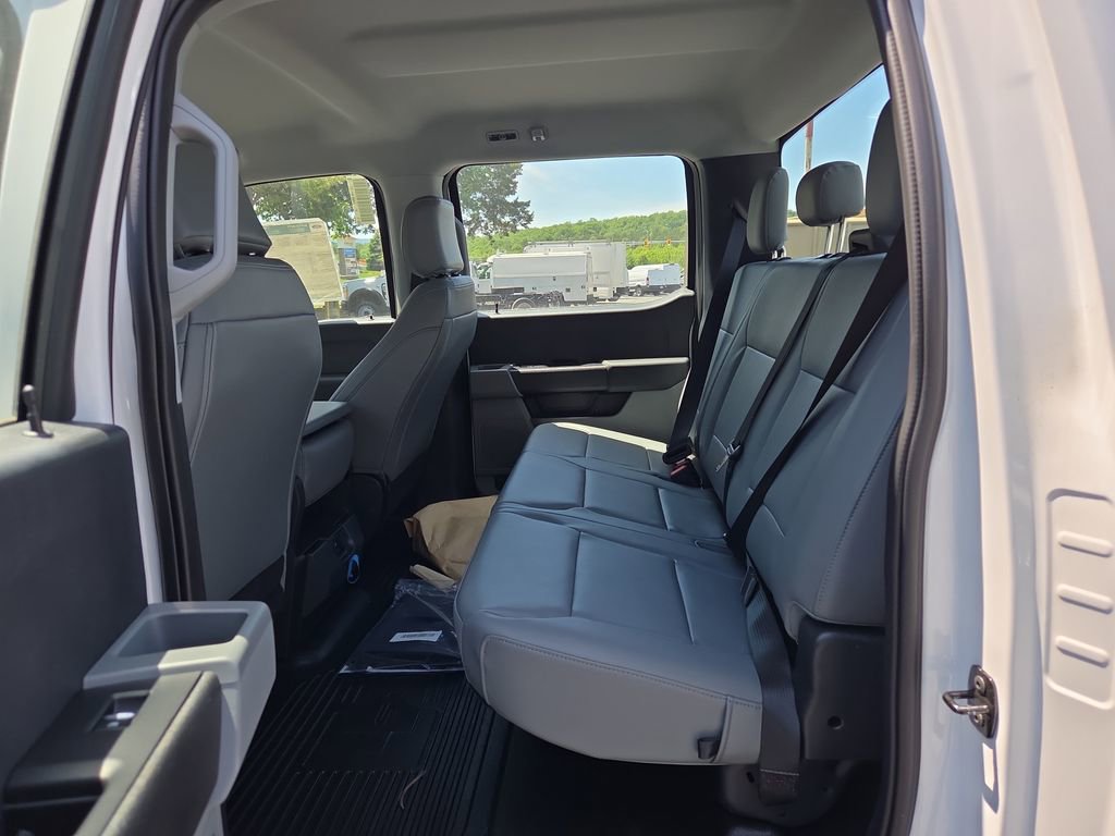 New 2024 Ford F450 XL image 35