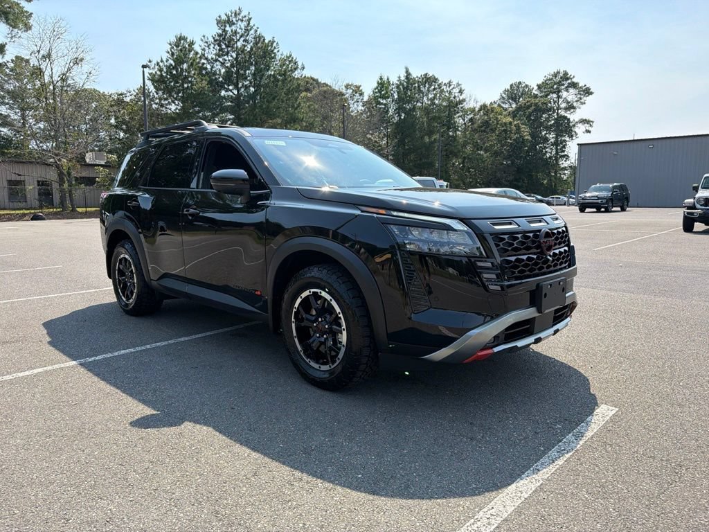 New 2026 Nissan Pathfinder Rock Creek w/ Rock Creek Premium Package AWD/4WD image 4