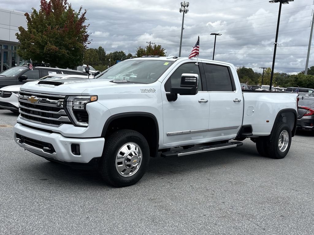 New 2026 Chevrolet Silverado 3500 High Country image 5