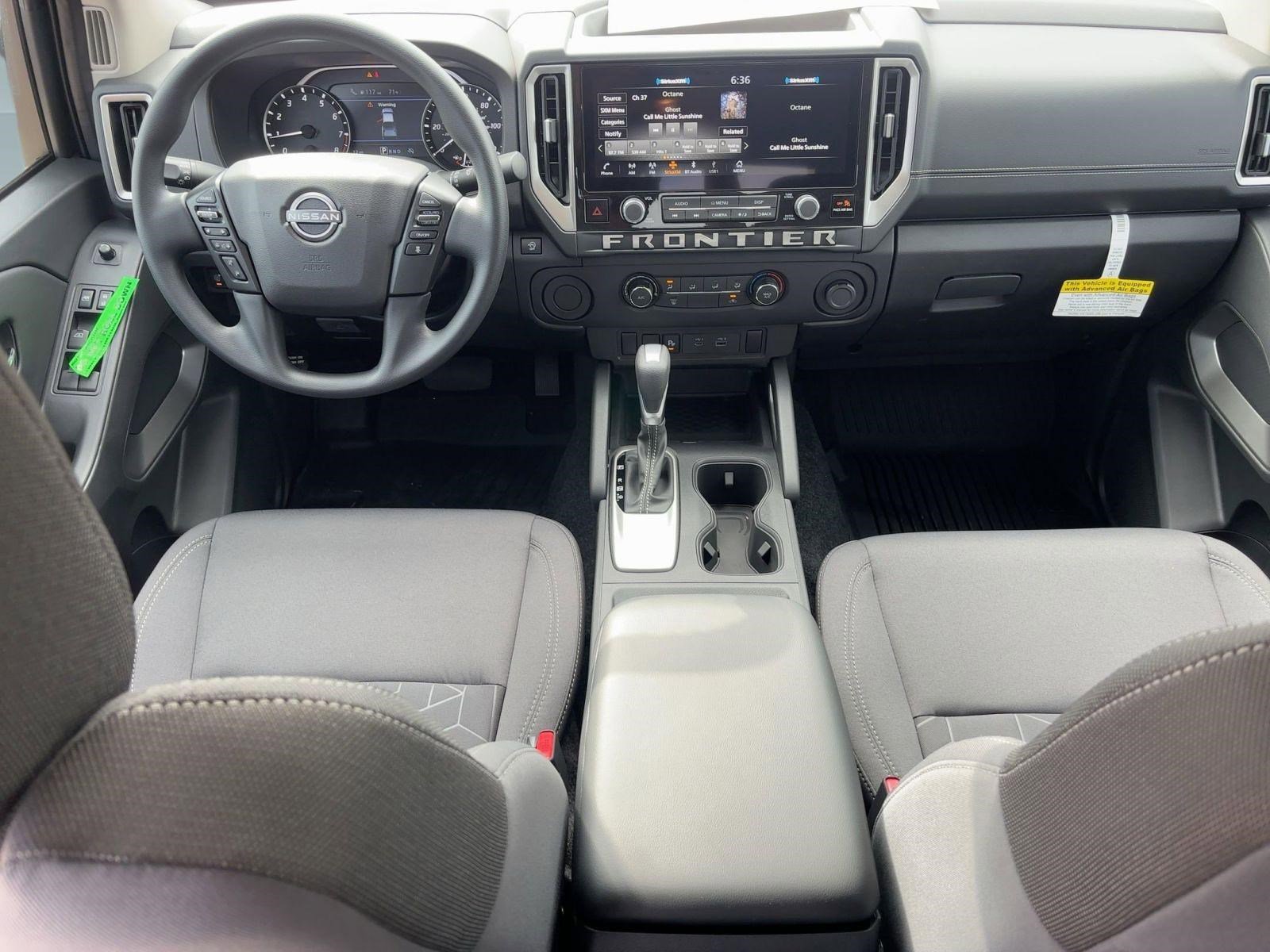 Used 2026 Nissan Frontier SV w/ Tow Package image 16