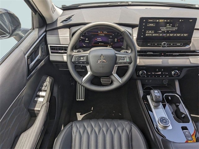 New 2025 Mitsubishi Outlander SEL image 14