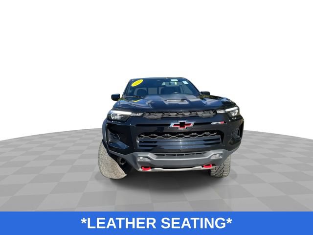 Used 2023 Chevrolet Colorado ZR2 w/ ZR2 Convenience Package III image 4