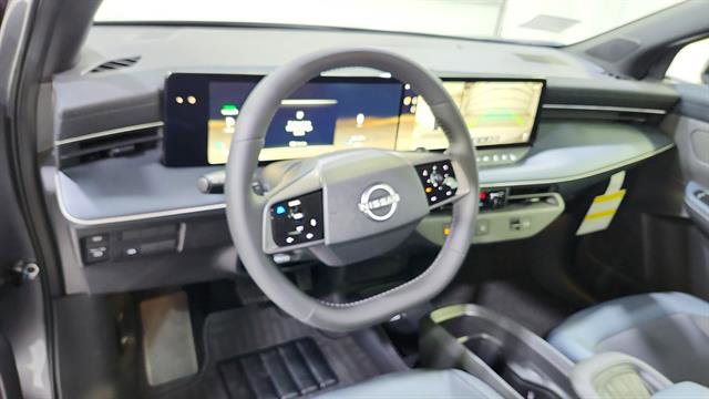 New 2026 Nissan Leaf SV+ w/ Floor Mat Package (SV+) FWD image 20