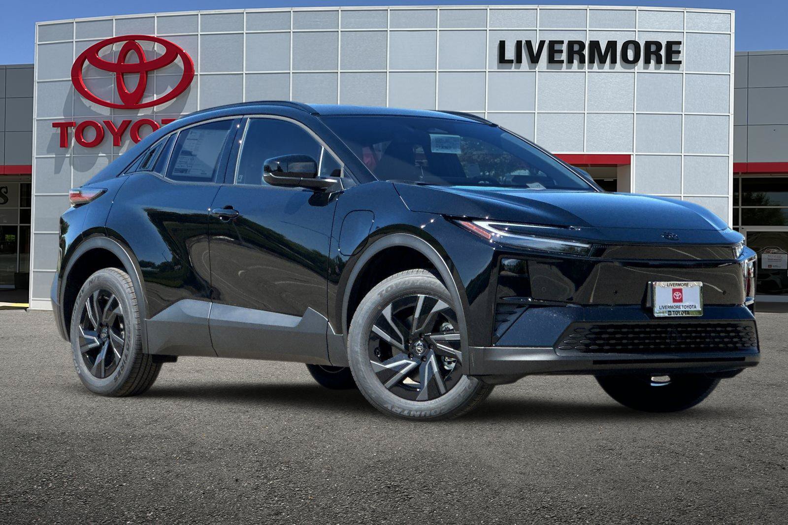 New 2026 Toyota C-HR AWD/4WD image 2