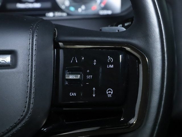Certified 2025 Land Rover Range Rover Velar Dynamic SE AWD/4WD image 24