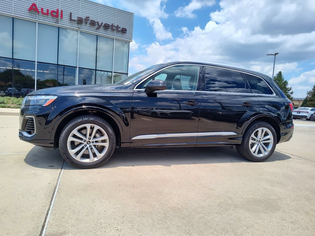 Used 2025 Audi Q7 3.0T Premium Plus AWD/4WD image 3