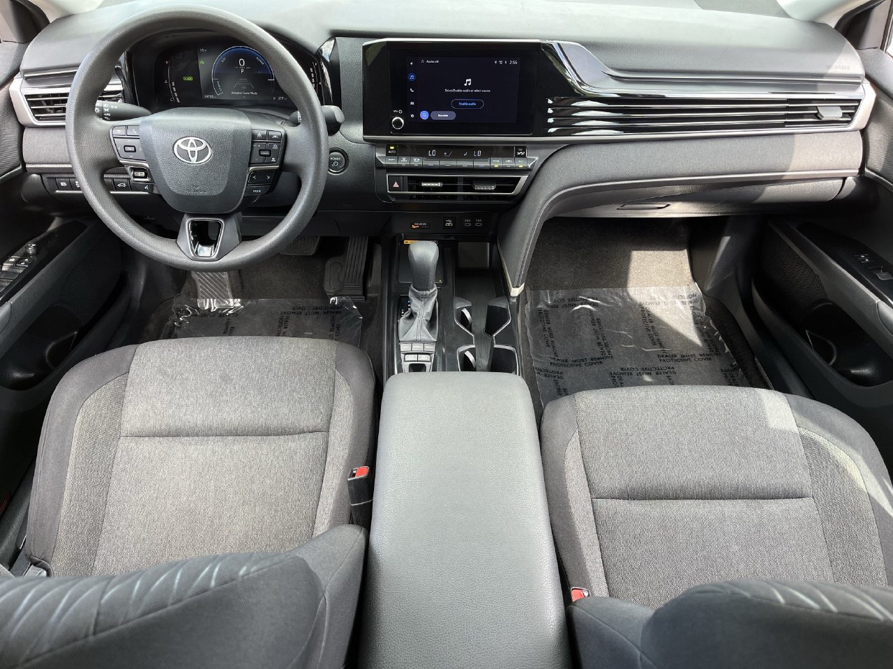 Used 2025 Toyota Camry LE FWD image 9