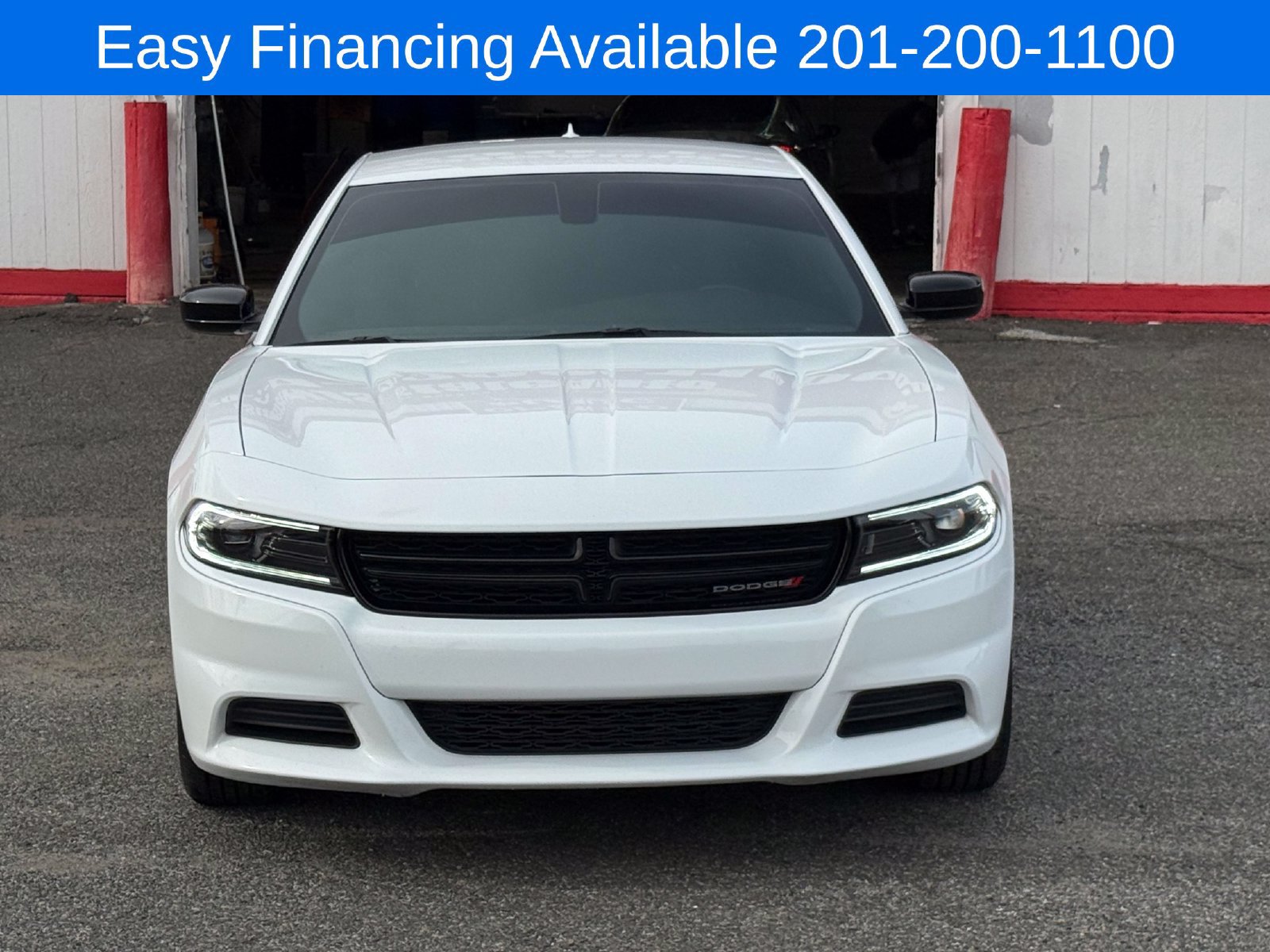 Used 2023 Dodge Charger SXT RWD image 2