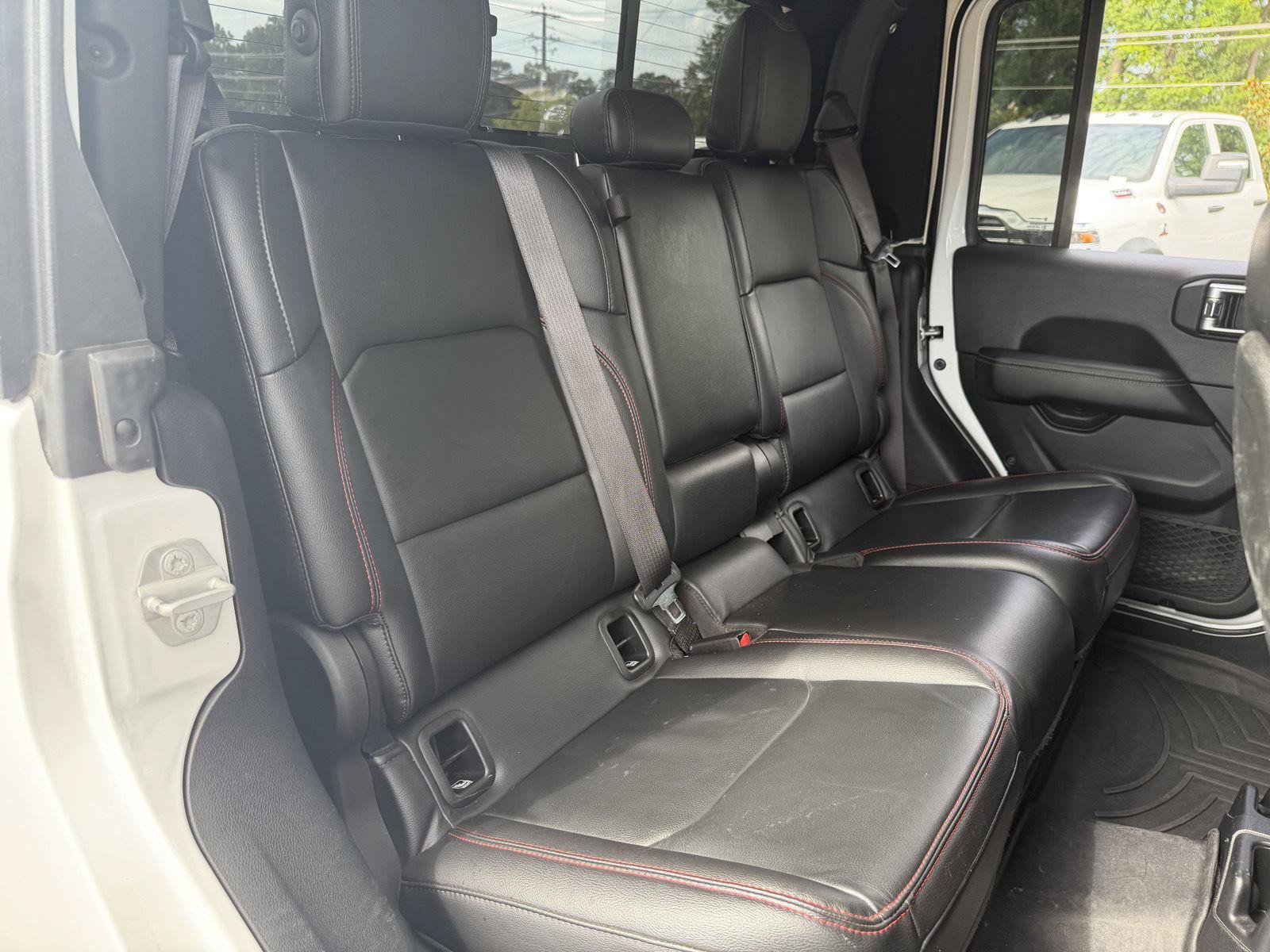 Used 2020 Jeep Gladiator Rubicon AWD/4WD image 20