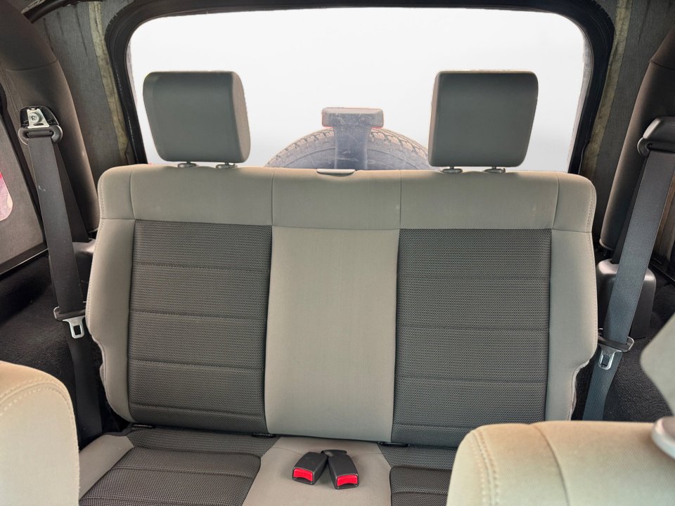 Used 2010 Jeep Wrangler Sahara w/ Trailer Tow Group image 14