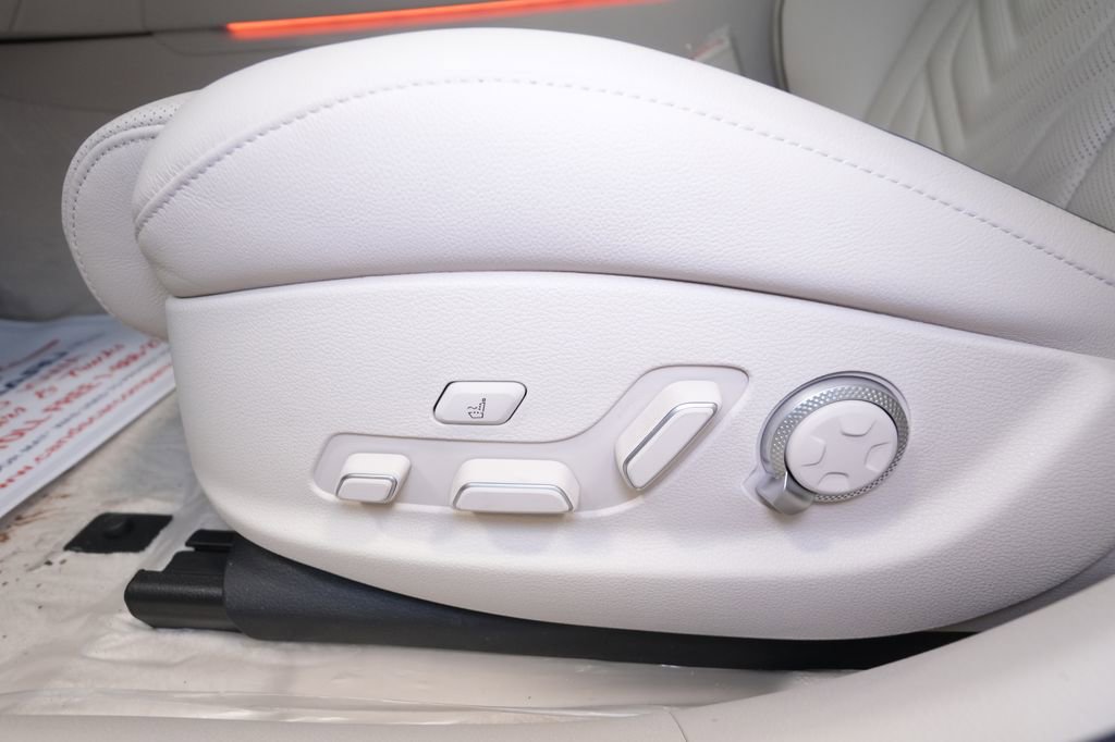 New 2026 Genesis G80 2.5T Sport Prestige image 16