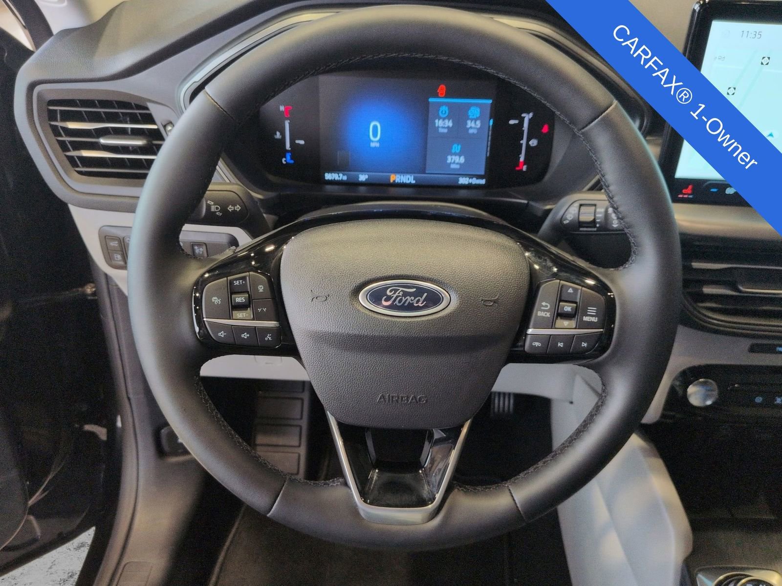 Used 2025 Ford Escape SE image 25